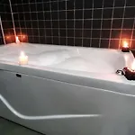 Won Plaza Aparthotel 3*