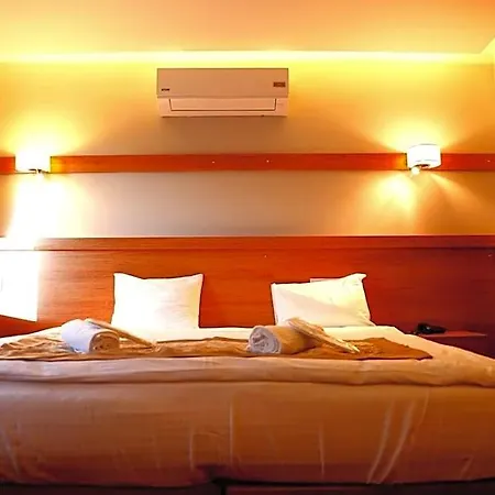 Won Plaza Aparthotel